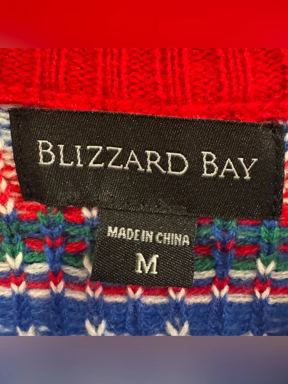 Blizzard Bay Men’s‎ Reindeer Eating Candy Cane Christmas Sweater Size Medium